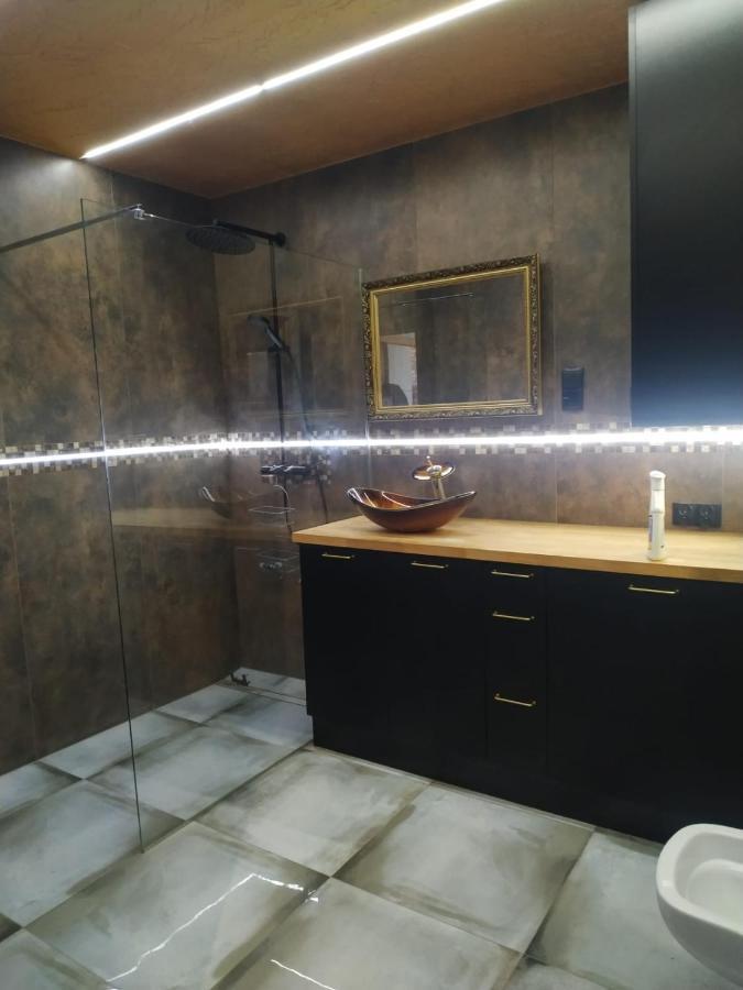 Prohibicja Apartment เชชูฟ ภายนอก รูปภาพ
